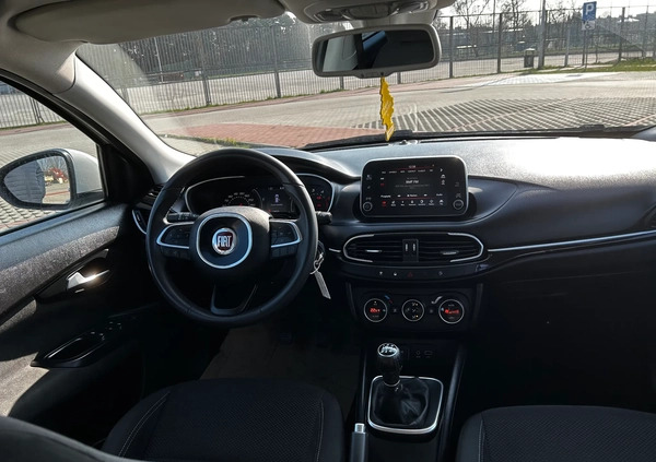 Fiat Tipo cena 34900 przebieg: 100530, rok produkcji 2017 z Brzeg Dolny małe 46